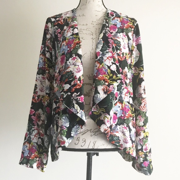 Elodie Jackets & Blazers - Elodie Floral Print Open Front Blazer Sz L